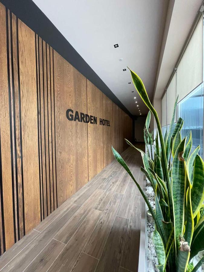 Garden Plaza Hotel Neresnytsya Exterior photo